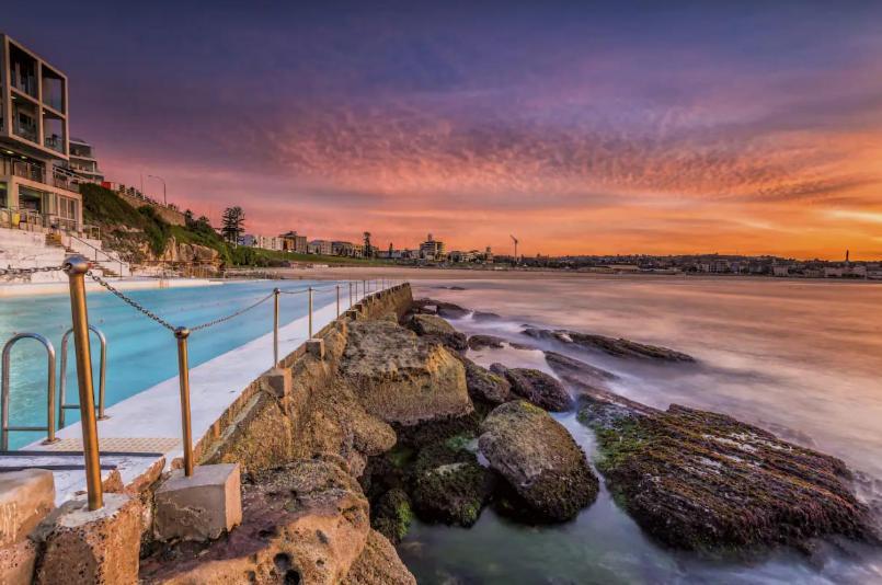 Best Location At Bondi Beach, On The Beach! Apartment Sydney Bagian luar foto