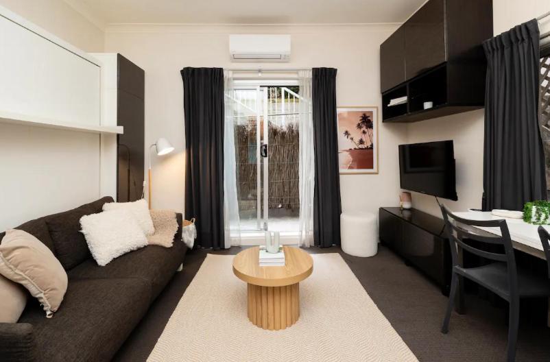 Best Location At Bondi Beach, On The Beach! Apartment Sydney Bagian luar foto